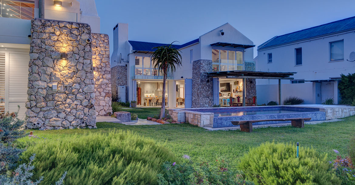 Anker residential build